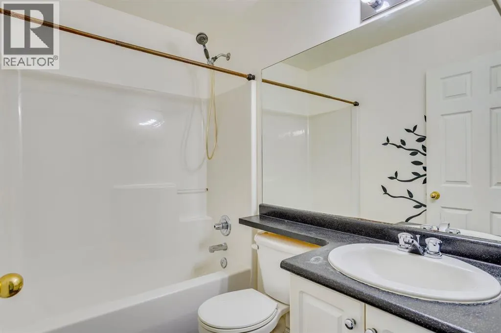 #43, 101 Paish Place