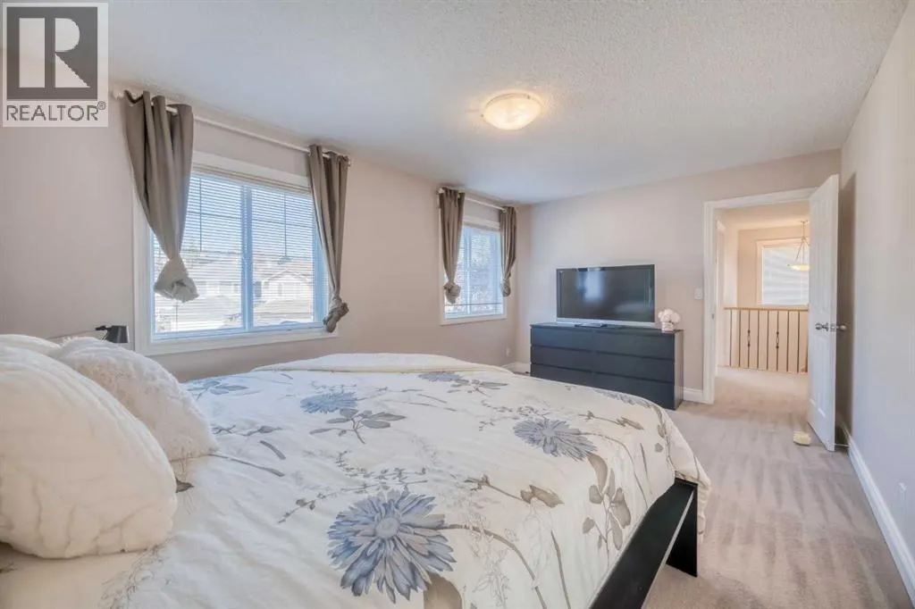 141 Royal Abbey Court NW