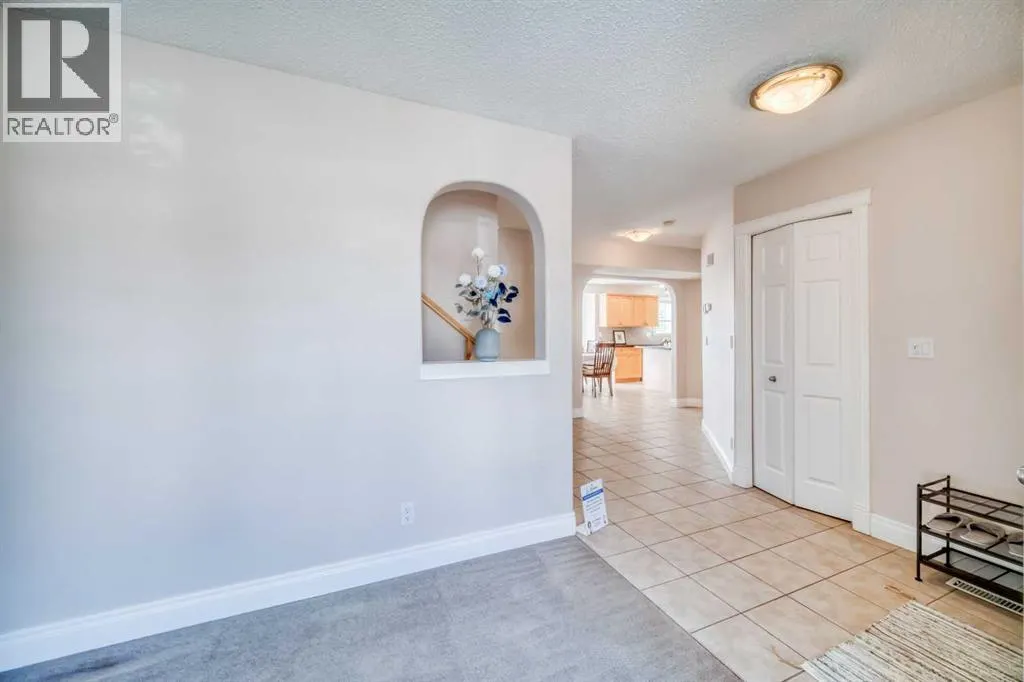 141 Royal Abbey Court NW