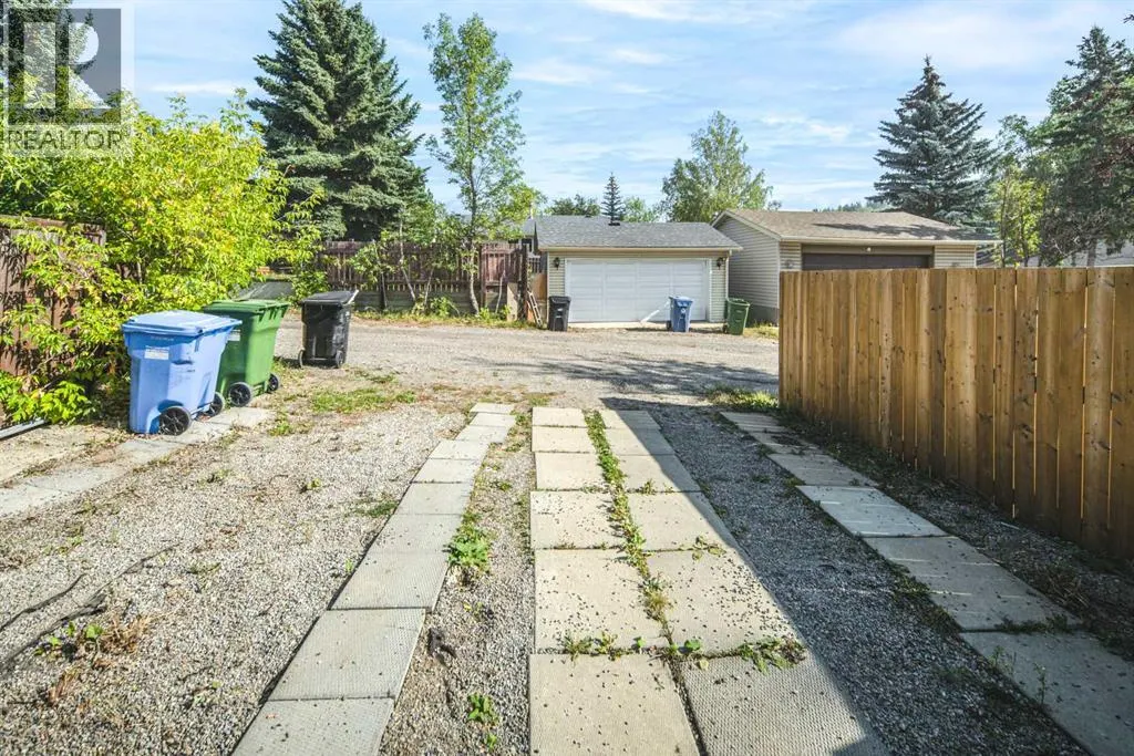 83 Edgeford Way NW