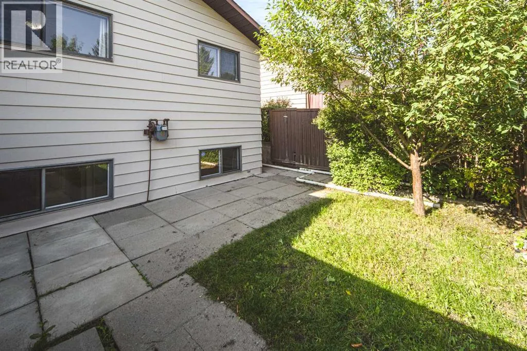 83 Edgeford Way NW