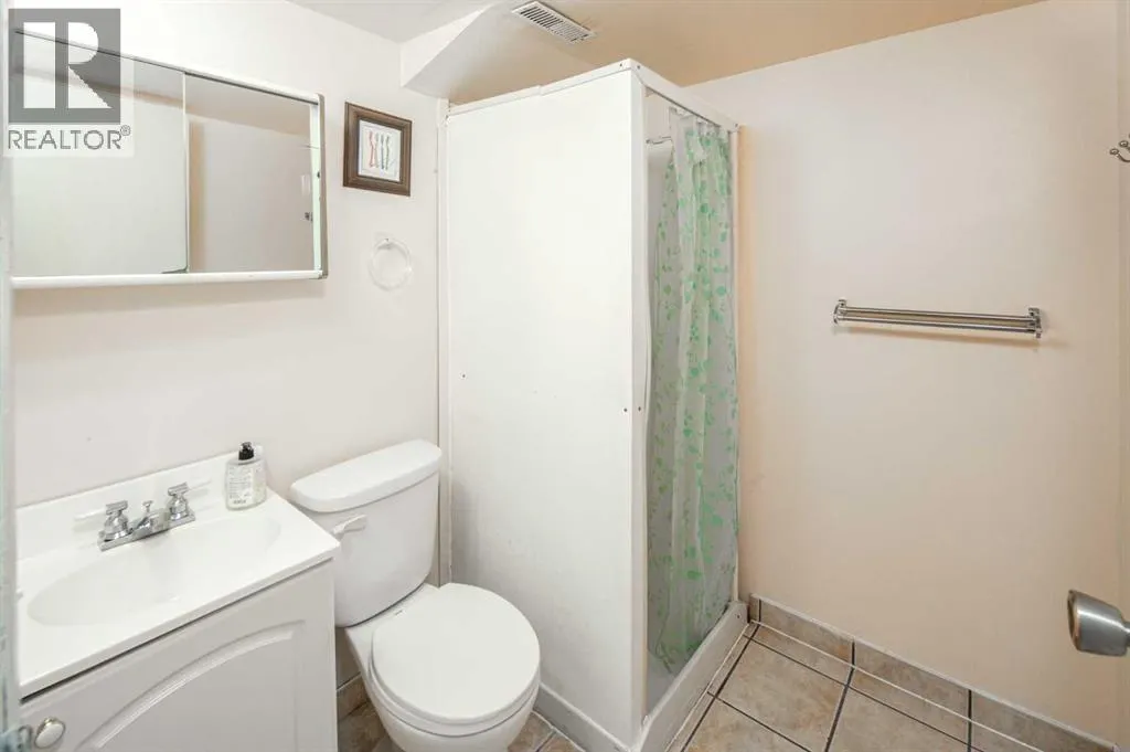 83 Edgeford Way NW
