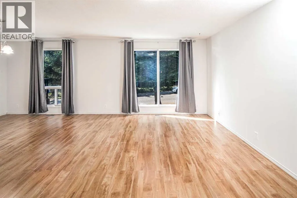 83 Edgeford Way NW