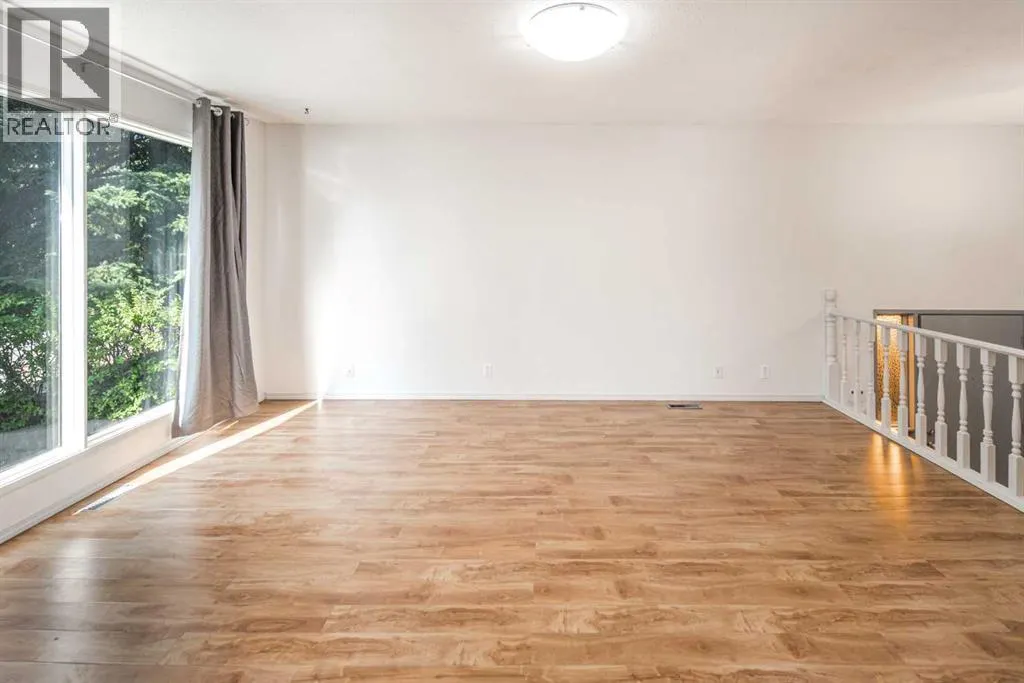 83 Edgeford Way NW