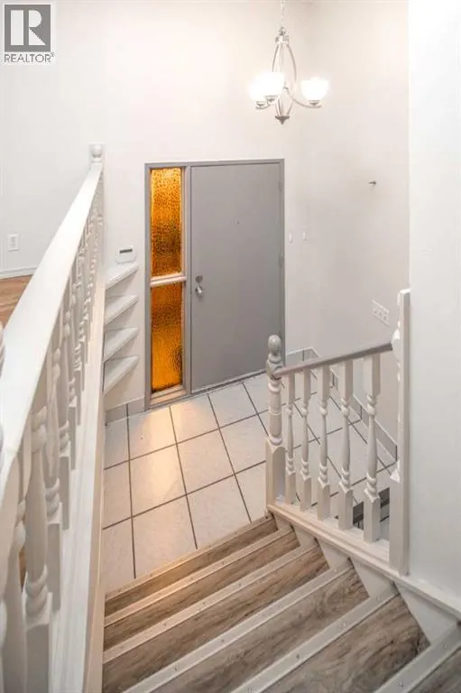 83 Edgeford Way NW