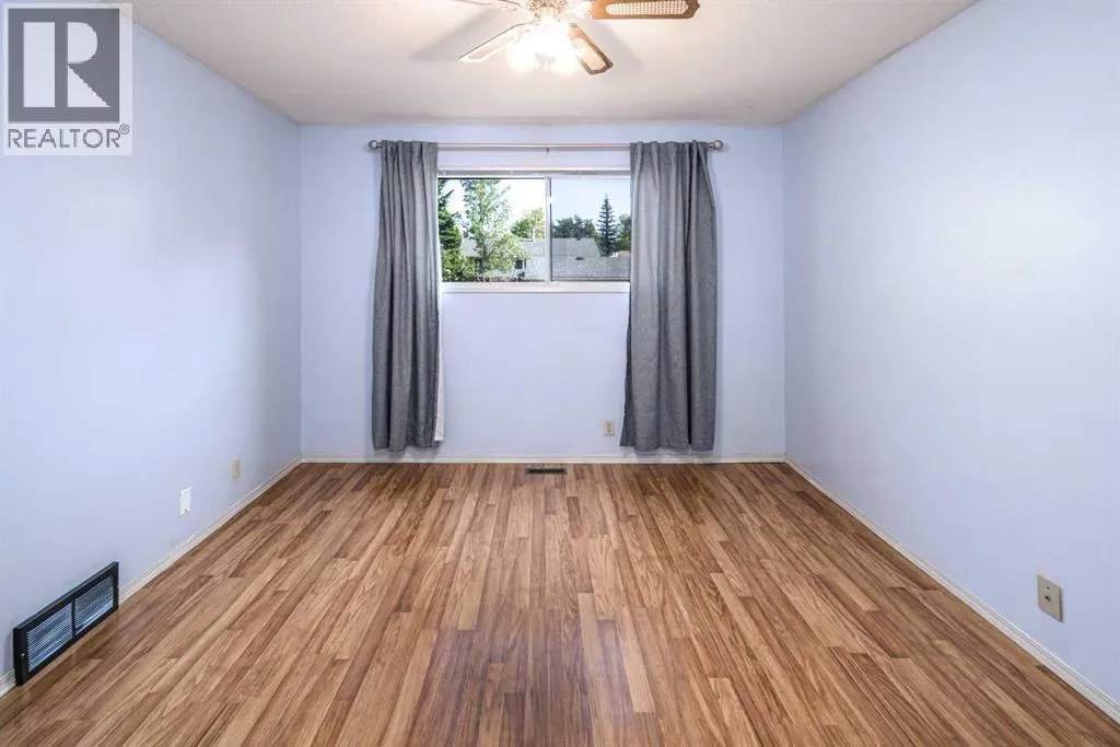 83 Edgeford Way NW