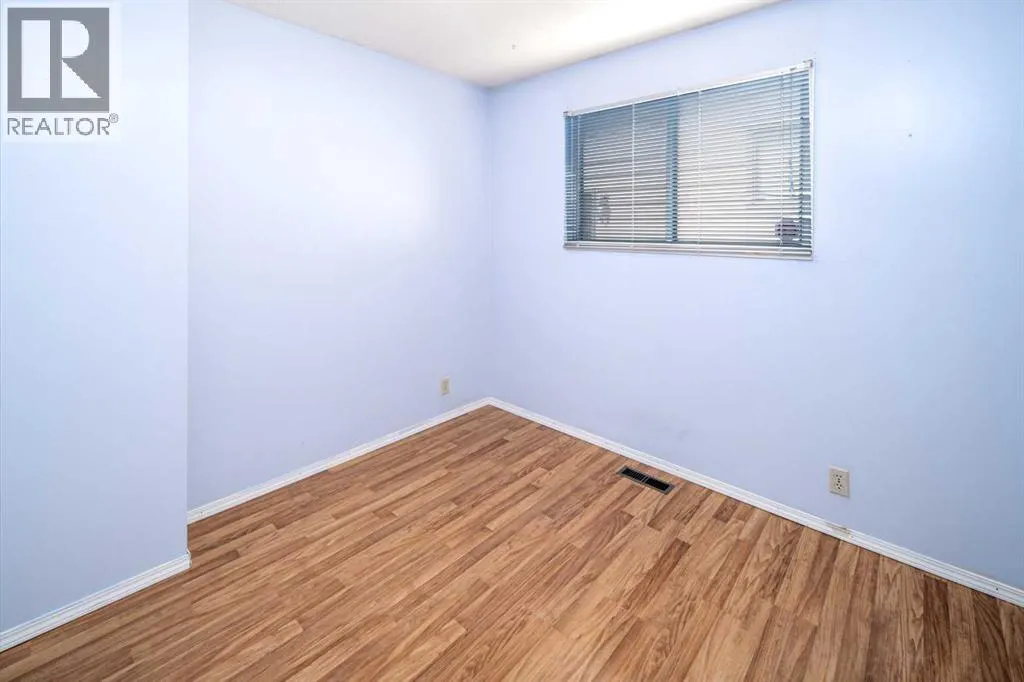 83 Edgeford Way NW