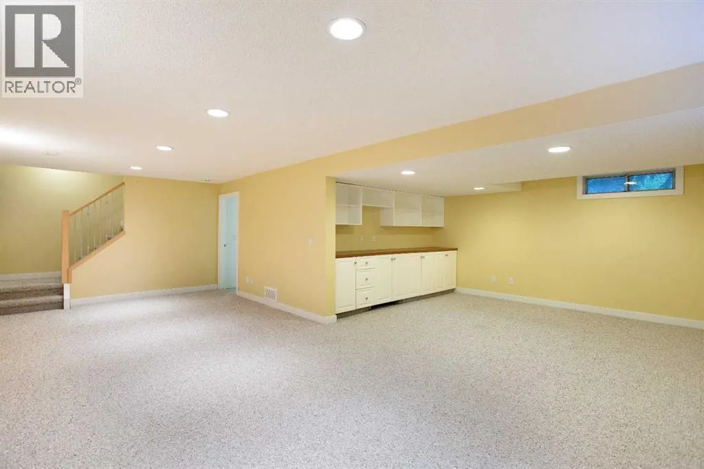 2 Varston Place NW