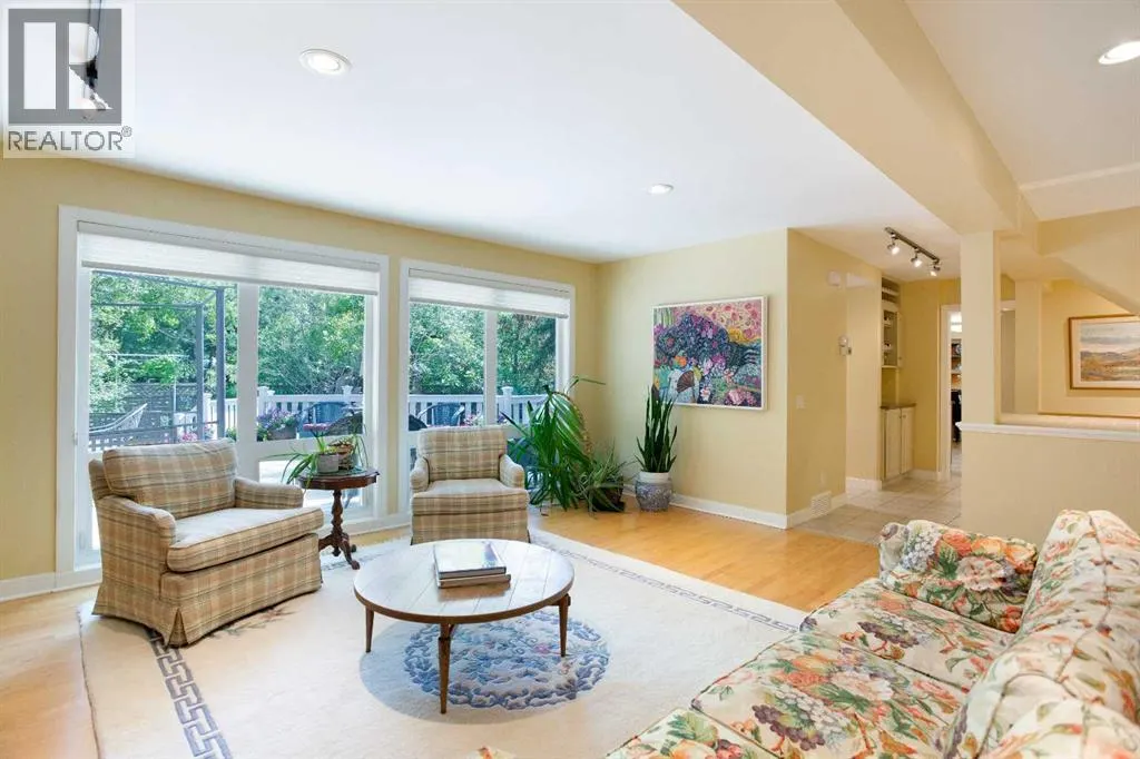 2 Varston Place NW