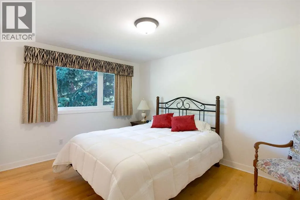 2 Varston Place NW