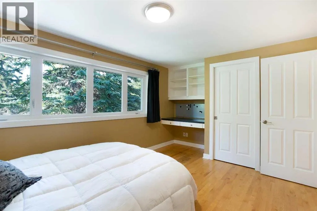 2 Varston Place NW