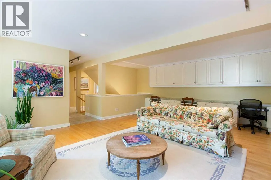 2 Varston Place NW