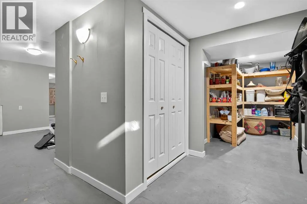1107 Ranchview Road NW