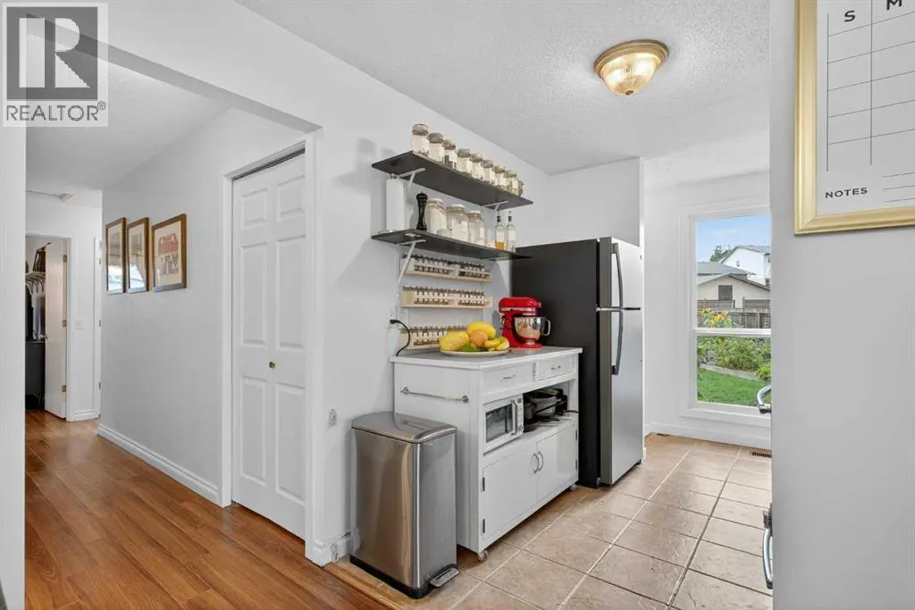 1107 Ranchview Road NW
