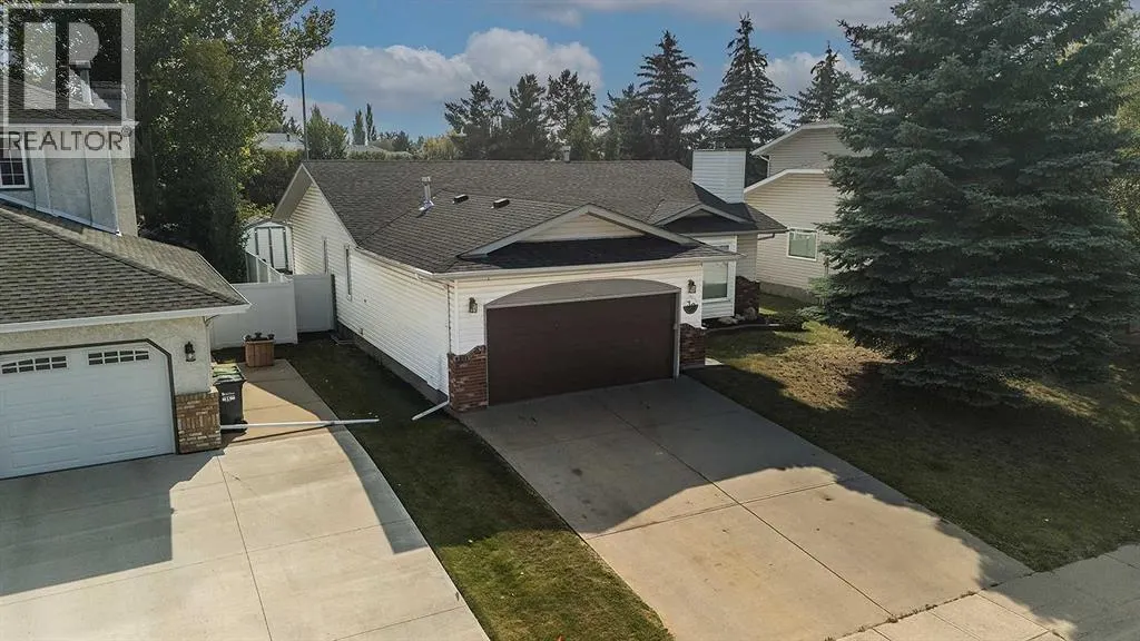 39 Denison Crescent