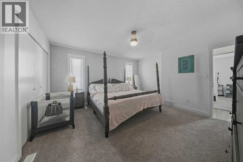 39 Denison Crescent
