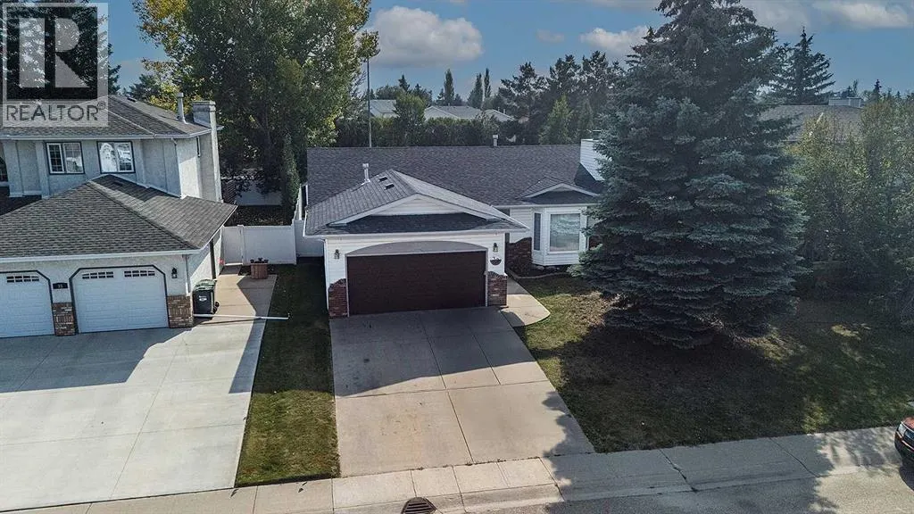 39 Denison Crescent