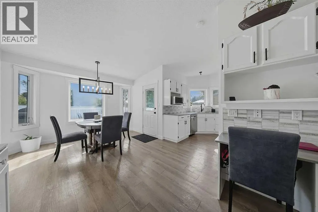 39 Denison Crescent