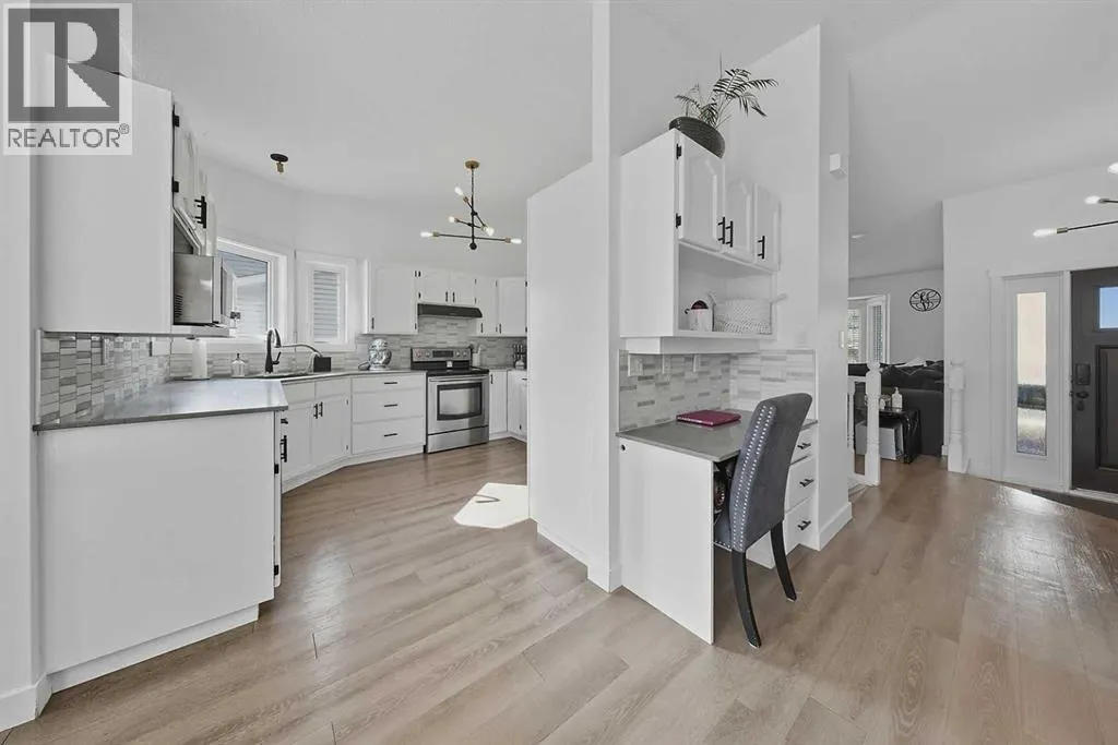 39 Denison Crescent
