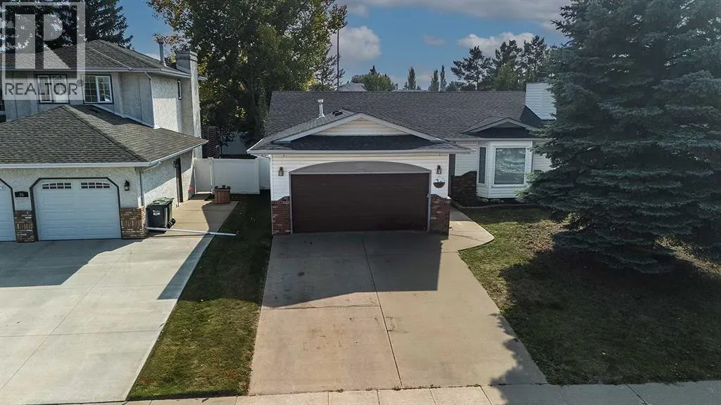 39 Denison Crescent