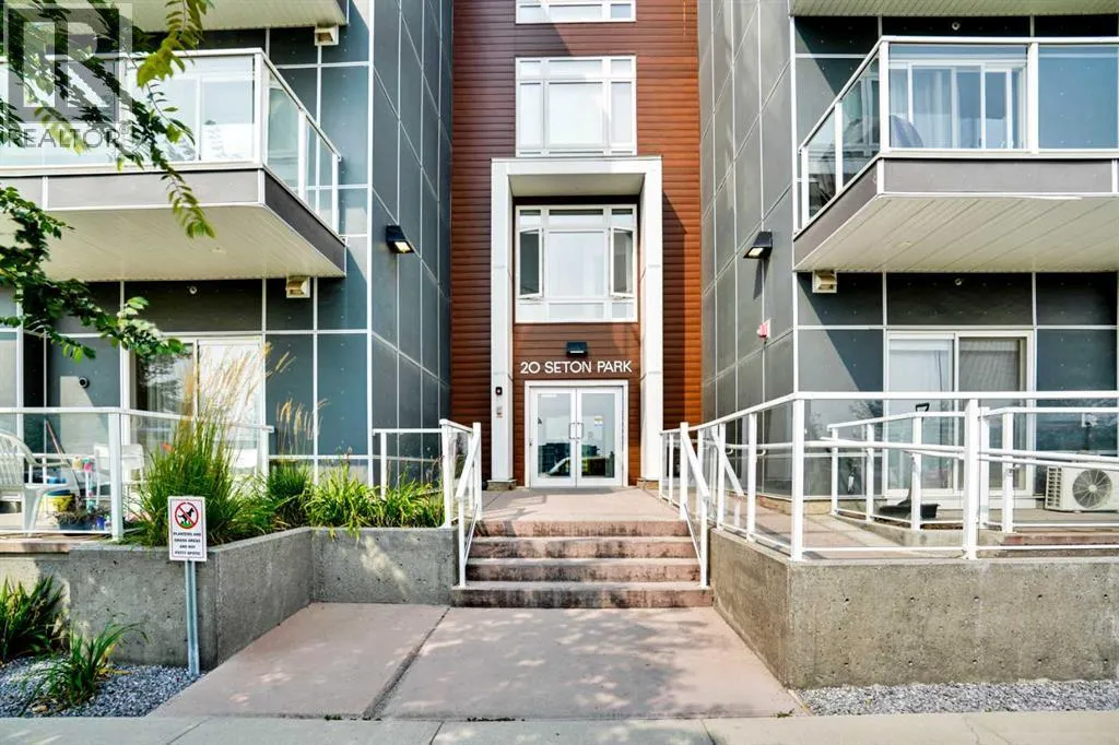203, 20 Seton Park SE