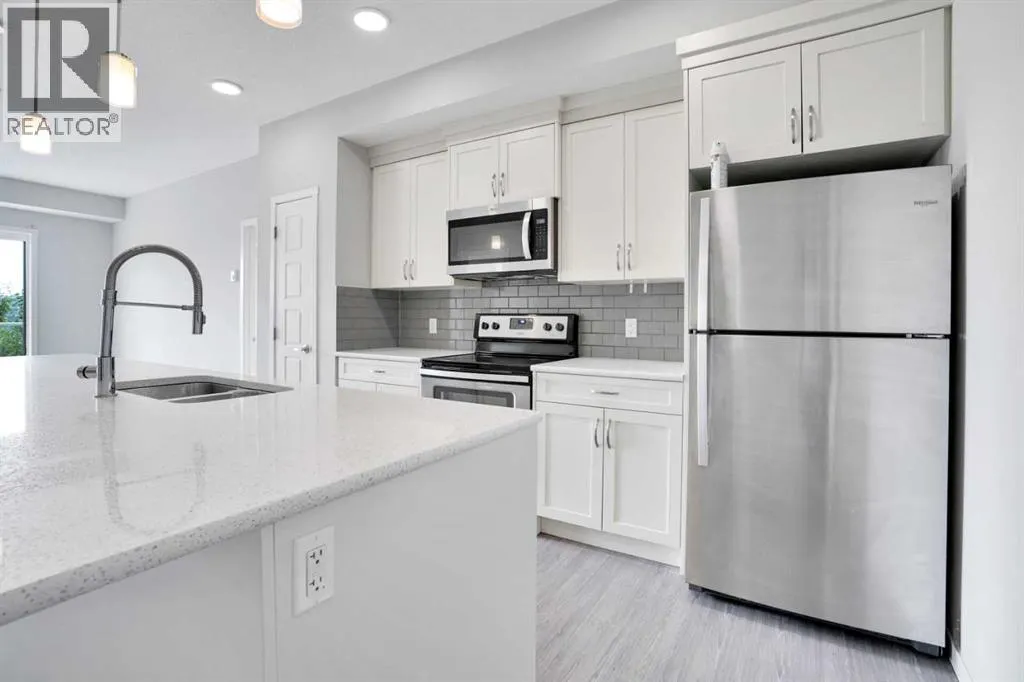 203, 20 Seton Park SE