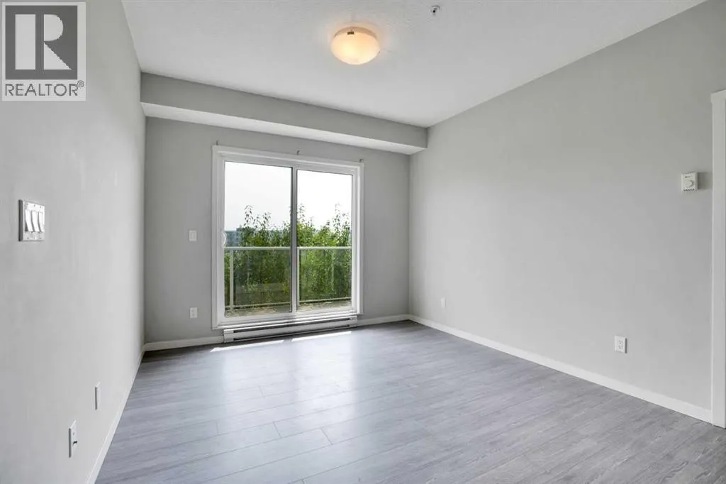 203, 20 Seton Park SE