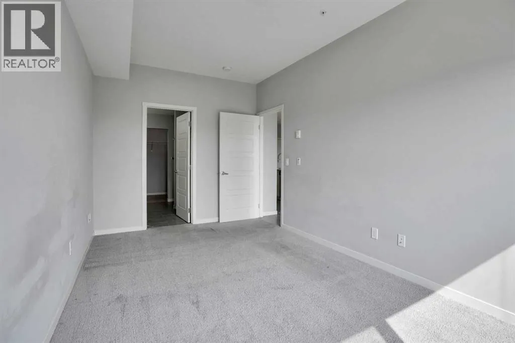 203, 20 Seton Park SE
