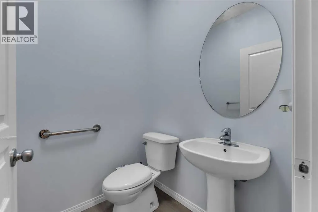 20 Copperpond Grove SE