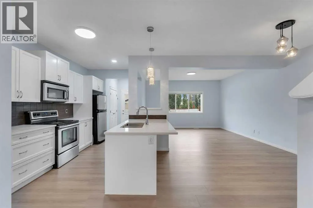 20 Copperpond Grove SE