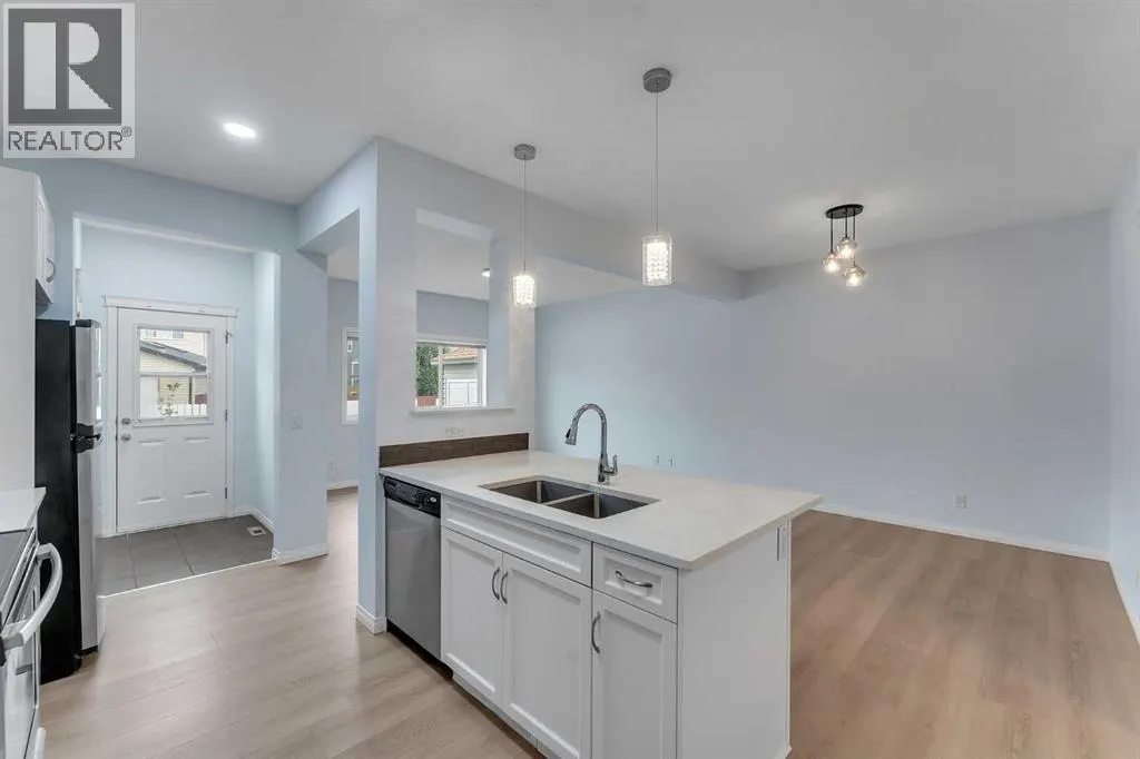 20 Copperpond Grove SE