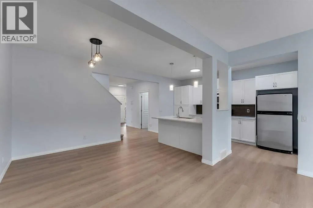 20 Copperpond Grove SE