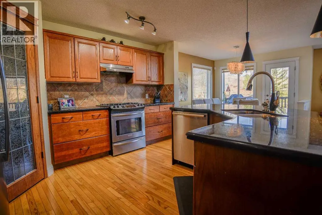 53 Tuscany Valley Hill NW