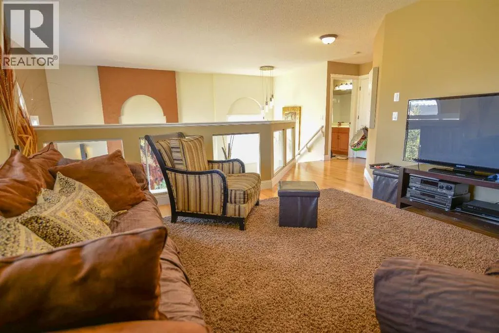53 Tuscany Valley Hill NW