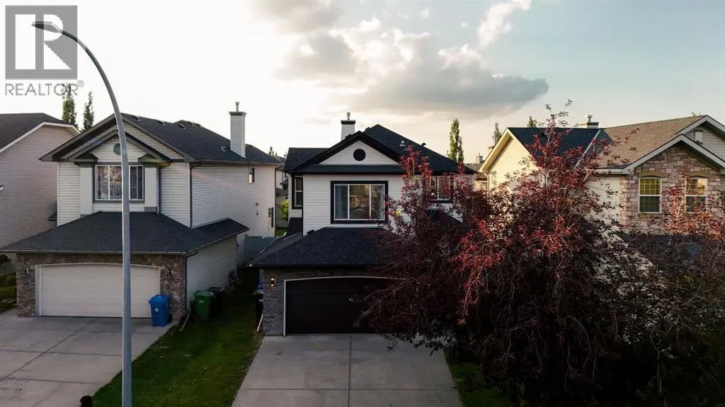 151 Kincora Drive NW