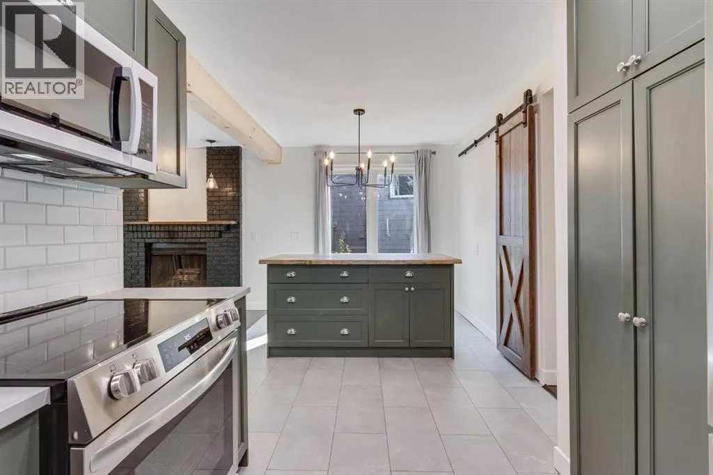 12 Deerbrook Bay SE