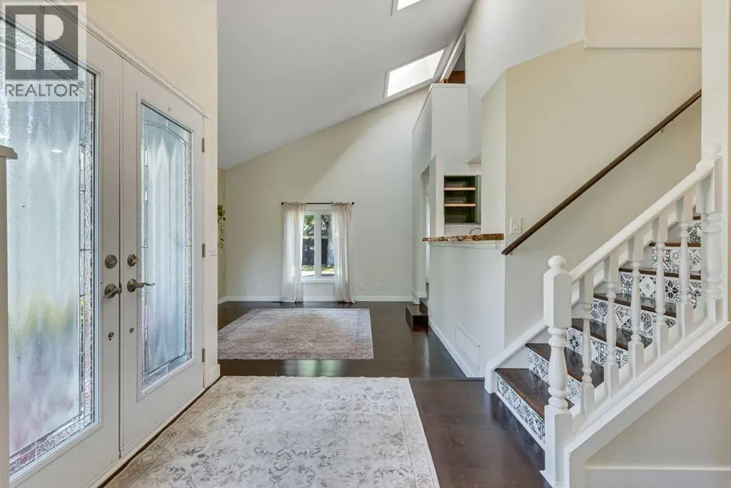 12 Deerbrook Bay SE