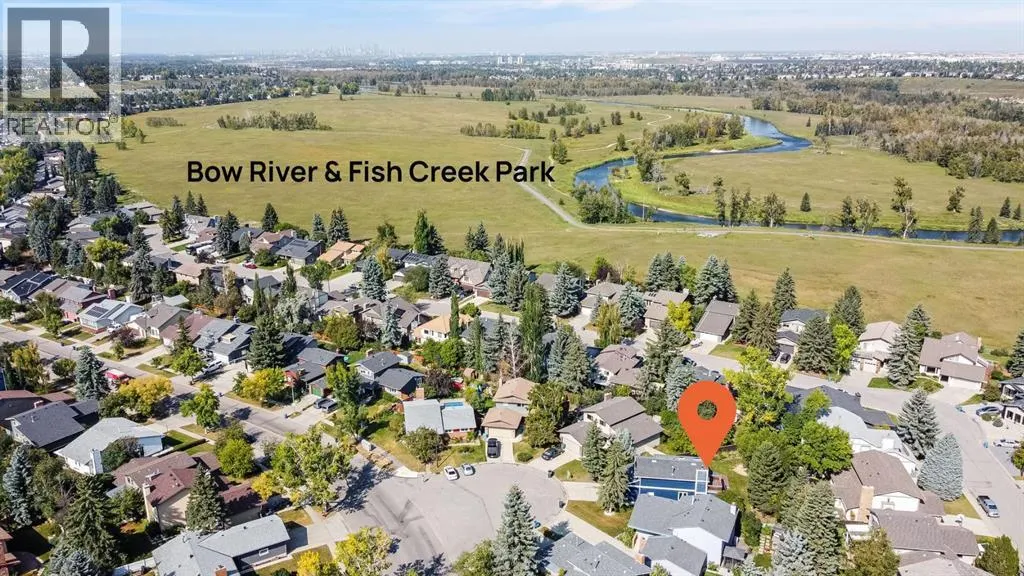 12 Deerbrook Bay SE
