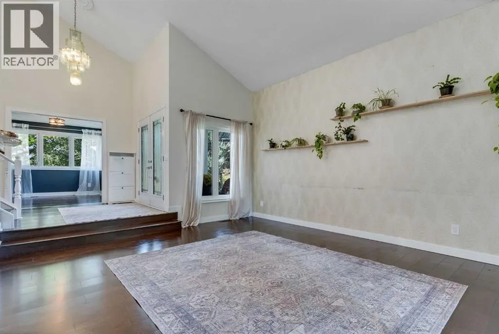 12 Deerbrook Bay SE