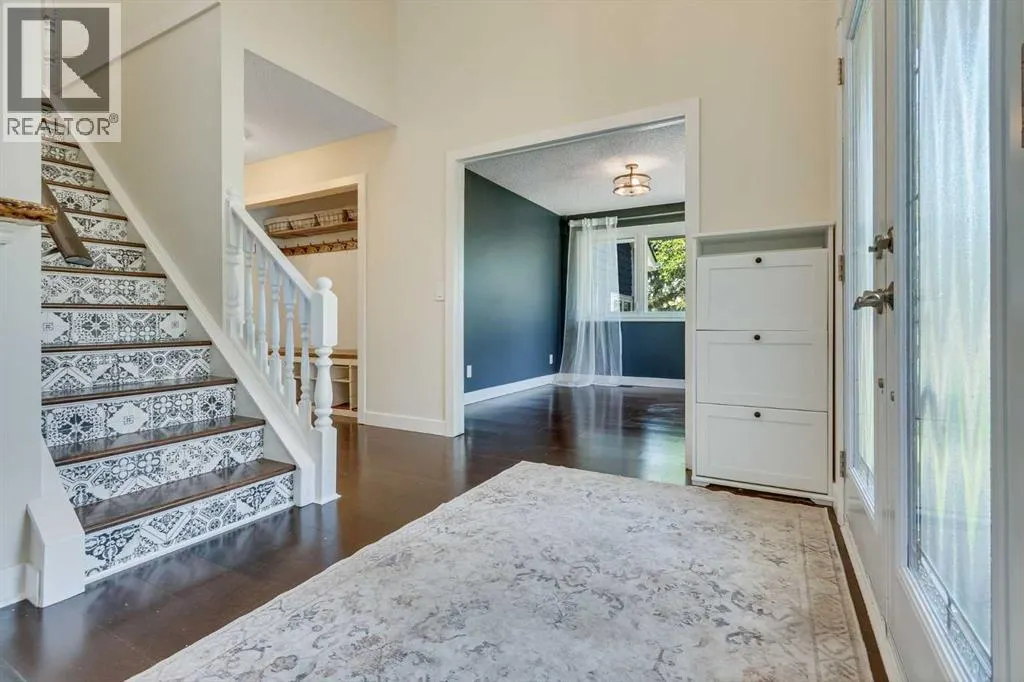 12 Deerbrook Bay SE