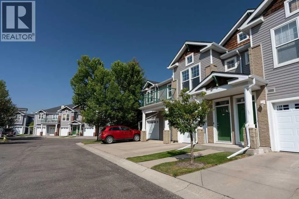 605, 39 Hidden Creek Place NW