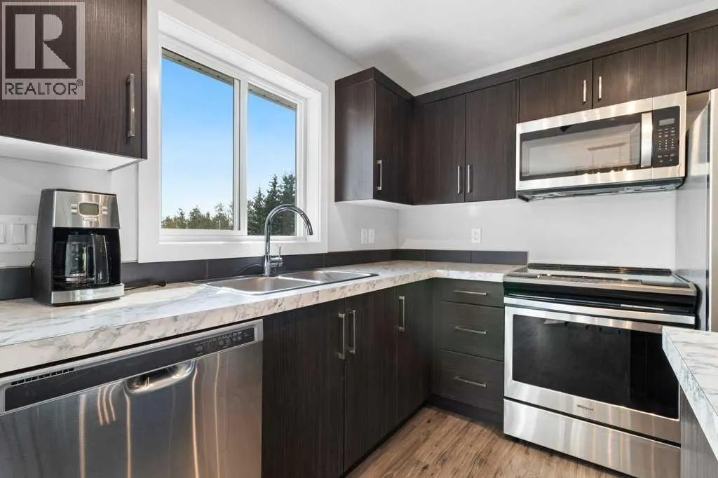50 Sunnyside Crescent