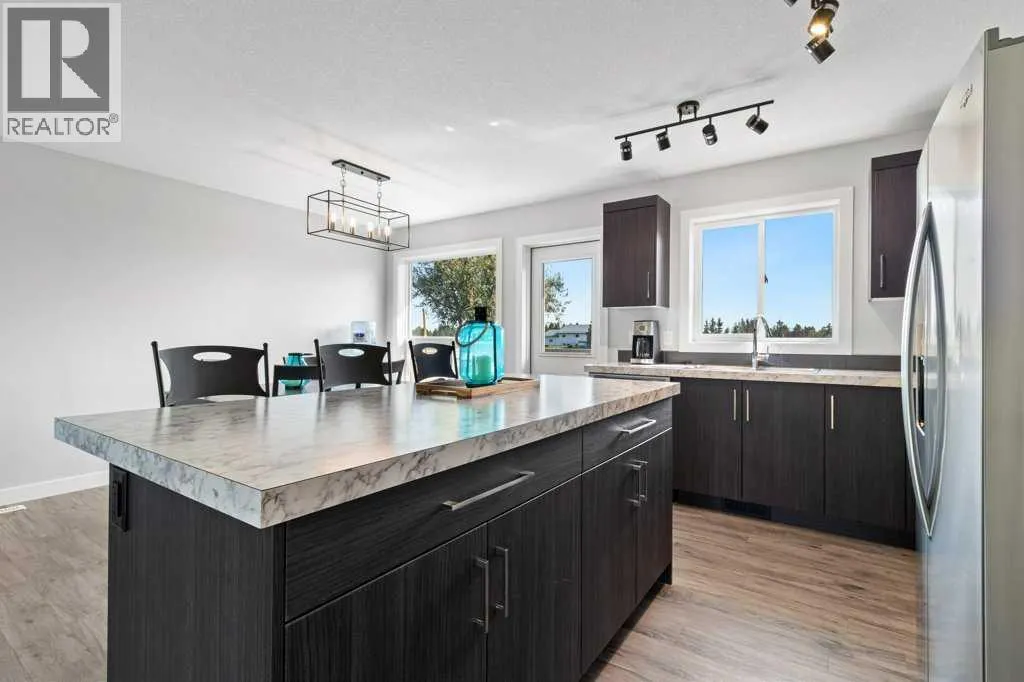 50 Sunnyside Crescent