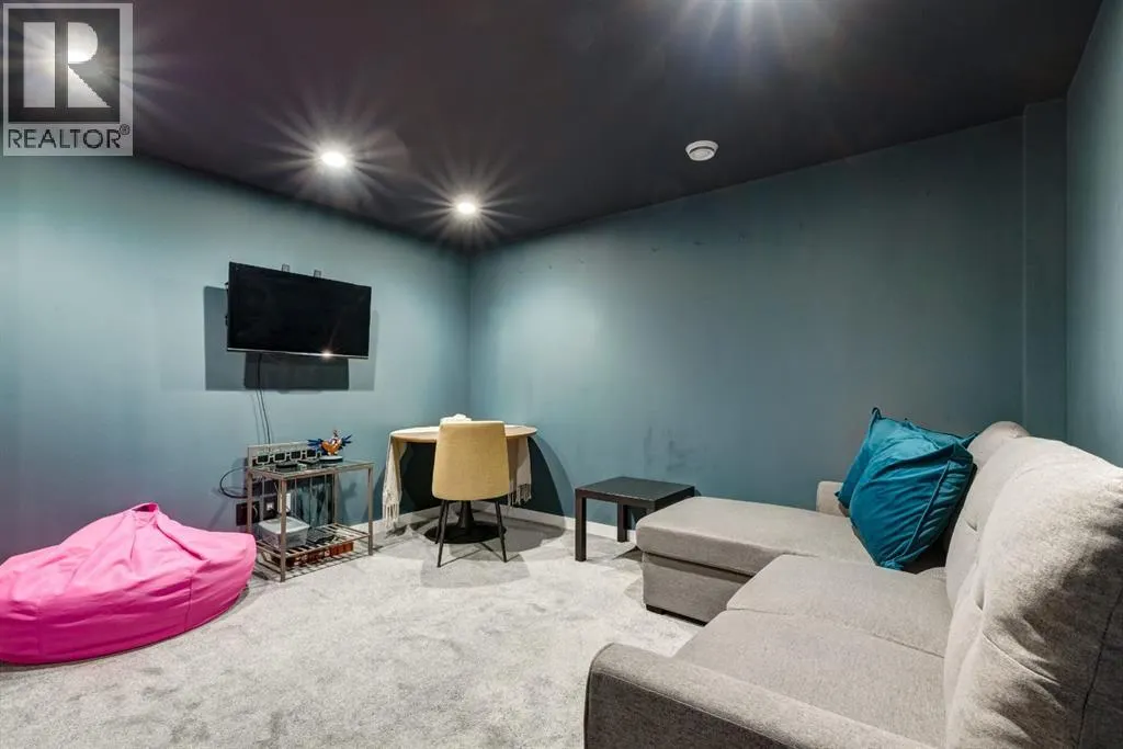 204 Walden Drive SE