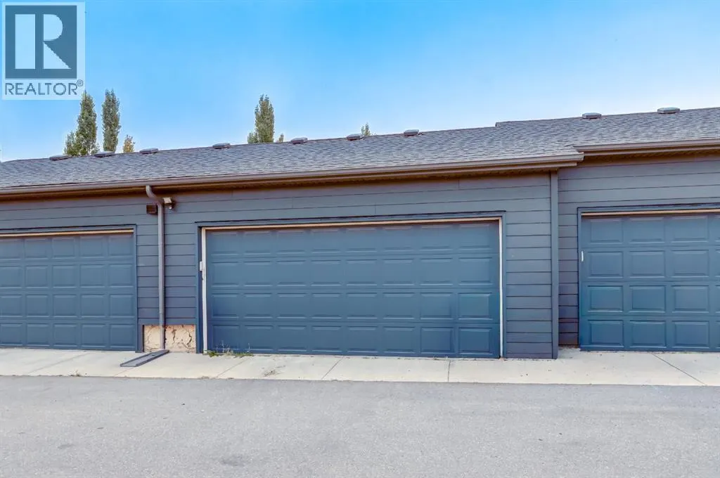 204 Walden Drive SE