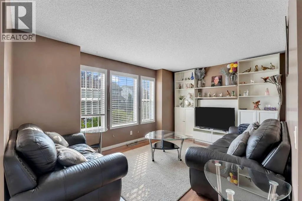 42 Martha's Haven Manor NE