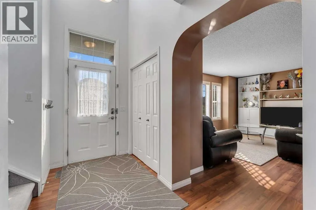 42 Martha's Haven Manor NE