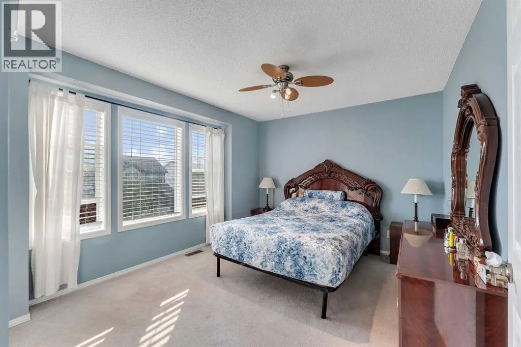 42 Martha's Haven Manor NE