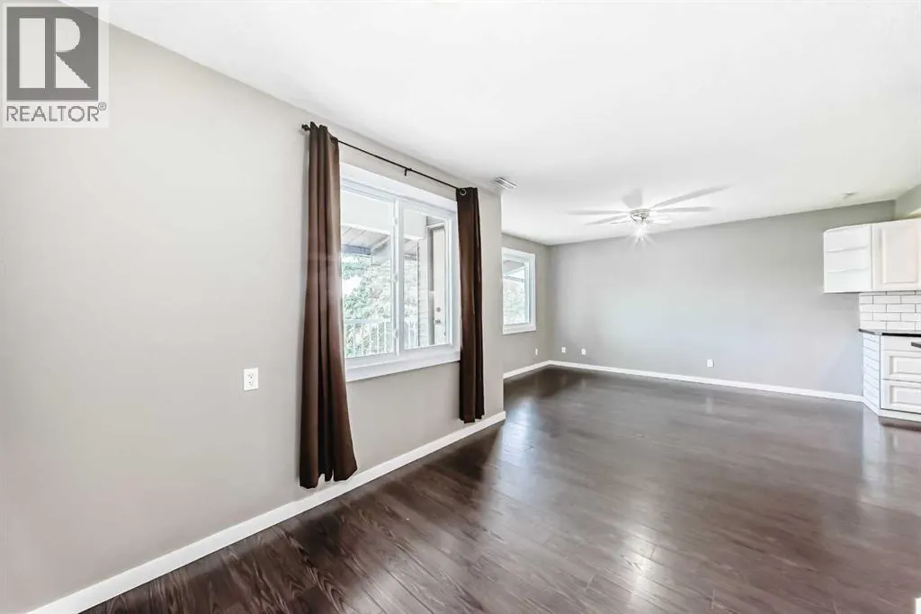 1221, 200 Brookpark Drive SW