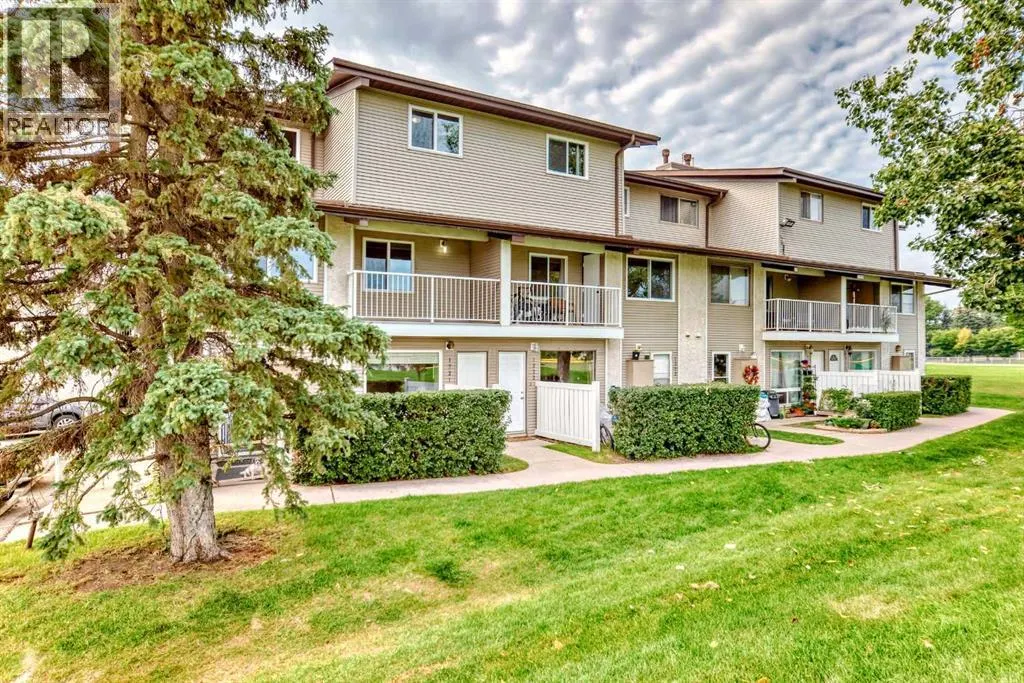 1221, 200 Brookpark Drive SW